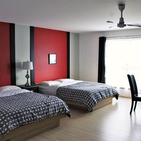 Motel Du Canton Valcourt Kültér fotó
