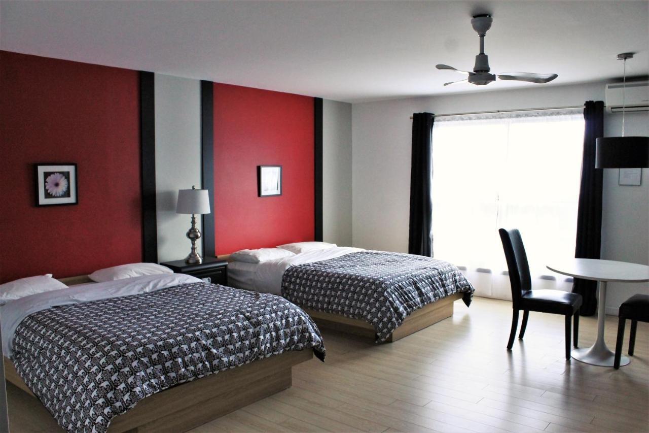 Motel Du Canton Valcourt Kültér fotó